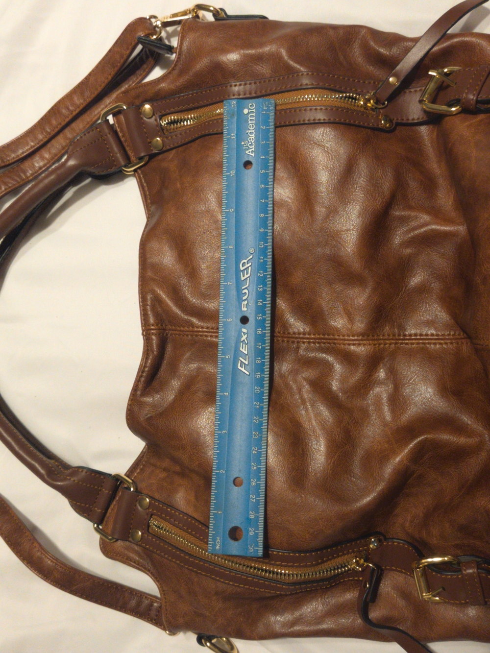 Leather Shoulder Bag in Brown
